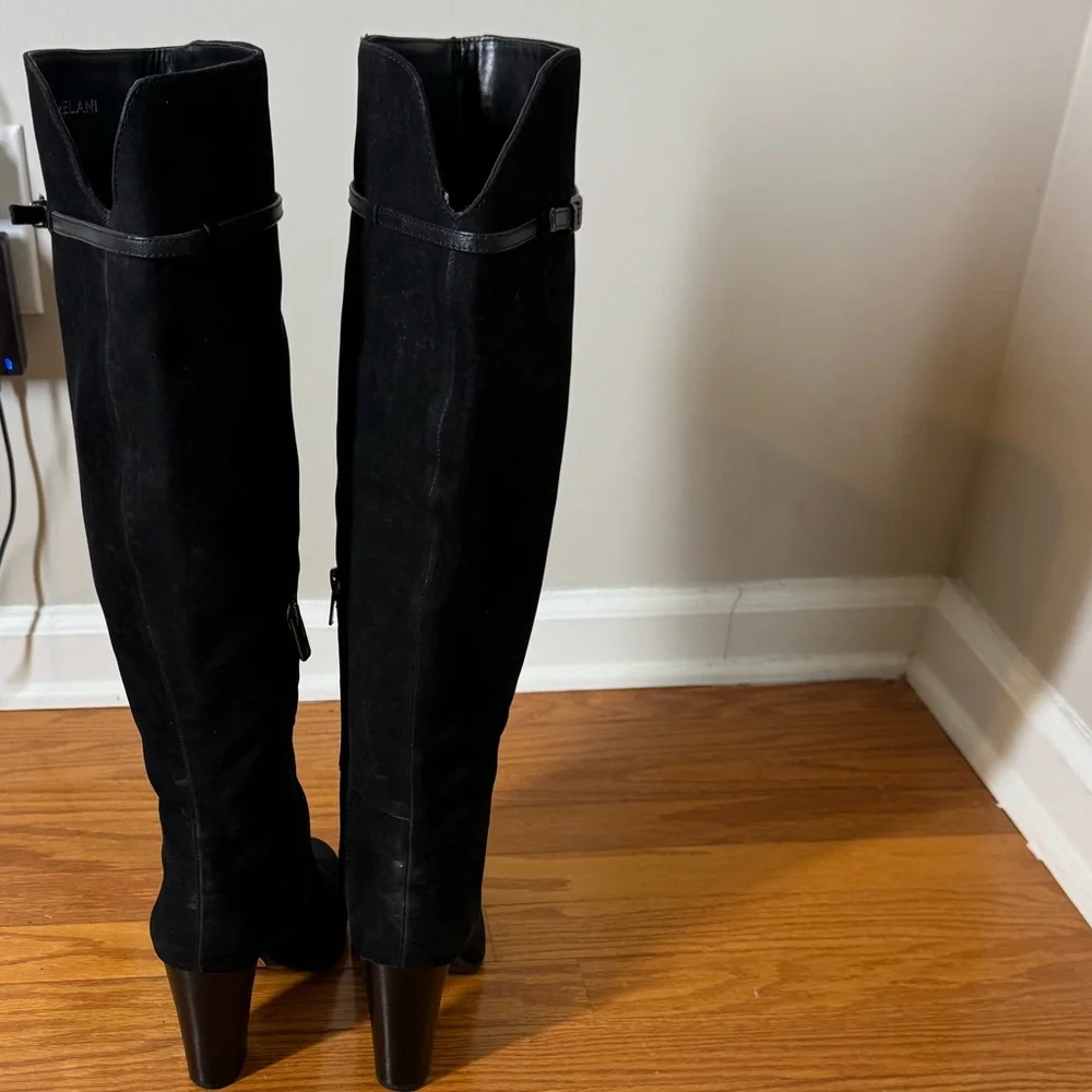 Elegant Black Knee-High Women's Boots - Picture 7 of 11